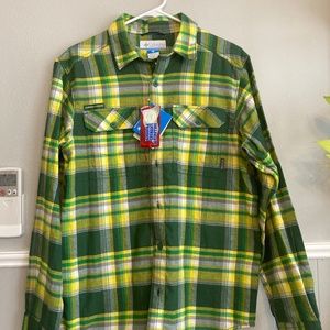 NWT Men Columbia Oregon ducks long sleeve button shirt small